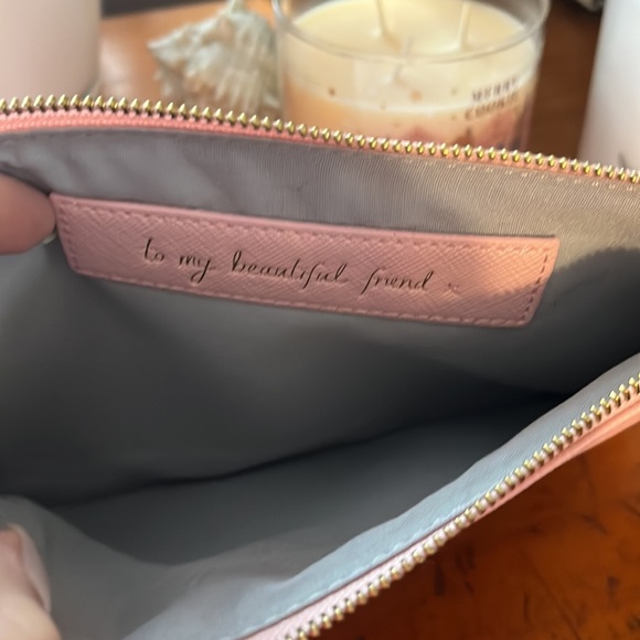 New without tags, pink clutch - Picture 3 of 3